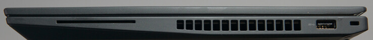 Conexões à direita: Leitor de cartão inteligente, USB-A (5 Gbit/s), trava Kensington
