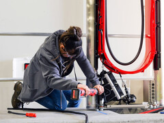 Os Superchargers pré-fabricados permitem uma instalação mais rápida. (Fonte da imagem: Tesla)