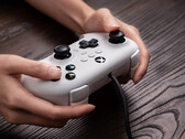 8BitDo revelou um novo controlador no estilo Xbox. (Fonte de imagem: 8BitDo)