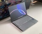 Análise do laptop Asus Googlebook 14 - Um ExpertBook Ultra com uma Glowbar