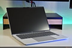 O HP EliteBook X G2i com Intel Panther Lake