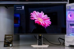 O novo monitor Hisense UX com retroiluminação RGB mini-LED real