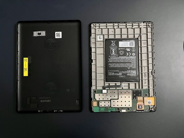 A bateria do Kindle Paperwhite pode ser substituída, mas abrir a caixa não é simples.