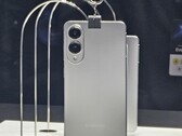 O Galaxy S25 Edge. (Fonte da imagem: Mishaal Rahman)