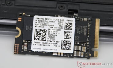 SSD da Samsung com 512 GB de armazenamento