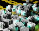 Lançamento do teclado para jogos com barra de espaço dividida Wooting