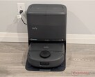avaliação do aspirador robô Omni C28 da eufy: Aspirador robô de médio porte capaz e sem truques