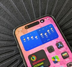 O Face ID sob a tela pode tornar redundante um recorte permanente do Dynamic Island. (Fonte da imagem: Christine Tomero-Chan/Digital Trends)