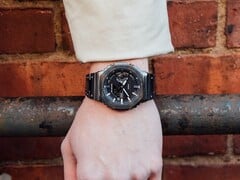 O G-Shock GM-B2100BD-1A totalmente preto. (Fonte da imagem: Casio US)
