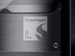 Oito dos dez telefones da lista são equipados com o Snapdragon 8 Elite. Na foto: uma imagem promocional do RedMagic 10S Pro. (Fonte da imagem: RedMagic)
