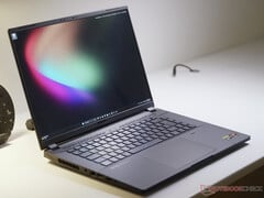 O Aorus Master 16 Gen 2 combina o AMD Ryzen 9 9955HX3D com duas das GPUs para notebooks mais potentes da Nvidia.
