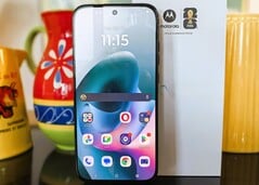 Análise do Motorola Moto G77 pela Notebookcheck