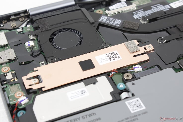 O SSD M.2 primário vem com seu próprio dissipador de calor