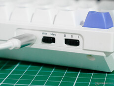 Perfil Keychron Q1 HE 8K e switches de sistema operacional. 