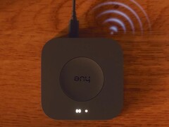 A Philips Hue lançou um novo processo de migração multi-Bridge para o Hue Bridge Pro (foto). (Fonte da imagem: Philips Hue)