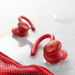 Os novos Earbuds Sport X10 TWS e seu estojo de cobrança. (Fonte: Soundcore)