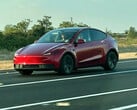 O Tesla Model Y Standard renderizado na cor vermelha (Fonte da imagem: Moose/X)