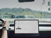 Grande parte da vantagem competitiva da Tesla vem de seus recursos avançados de direção automatizada. (Fonte da imagem: Tesla)