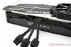 KFA2 GeForce RTX 4080 Super SG com adaptador PCIe de 16 pinos para 3x PCIe de 8 pinos