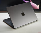 Apple MacBook Pro 14 M5 (fonte da imagem: Notebookcheck)
