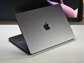 Apple MacBook Pro 14 M5 (fonte da imagem: Notebookcheck)