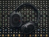 O Nothing Headphone (1) Pro combina três drivers por ouvido com ANC adaptativo e até 68 horas de autonomia.