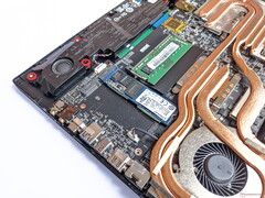 MSI Alfa 17 - Armazenamento e RAM