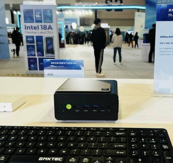 O mini PC GMKtec Evo-T2 também esteve presente em uma conferência anterior da Intel, embora quase nenhum detalhe tenha sido compartilhado. (Fonte da imagem: GMKtec)