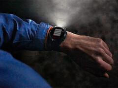 Atualmente, a Garmin não está oferecendo o System Software 23.18 para variantes Pro, como o Fenix 7 Pro da foto. (Fonte da imagem: Garmin)