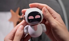 Os usuários podem conversar com o Eiliko por Wi-Fi, dar a ele comandos de voz ou simplesmente observá-lo fazer seu trabalho (Fonte da imagem - energizelab.com)