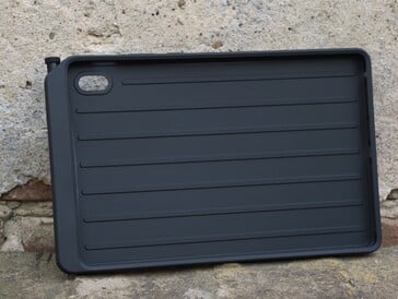 Análise da capa resistente para o Lenovo ThinkTab X11