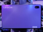 A Lenovo Legion Y700 na verdade tem um esquema de cores cinza prateado. (Fonte da imagem: Yanshan pai - editado)
