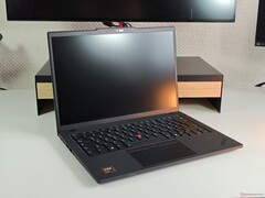 O Lenovo ThinkPad T14 Gen 6 AMD.