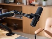 O Maono PD500W pode ser utilizado como microfone com fio ou sem fio para transmissões ao vivo a partir de um laptop ou celular.
