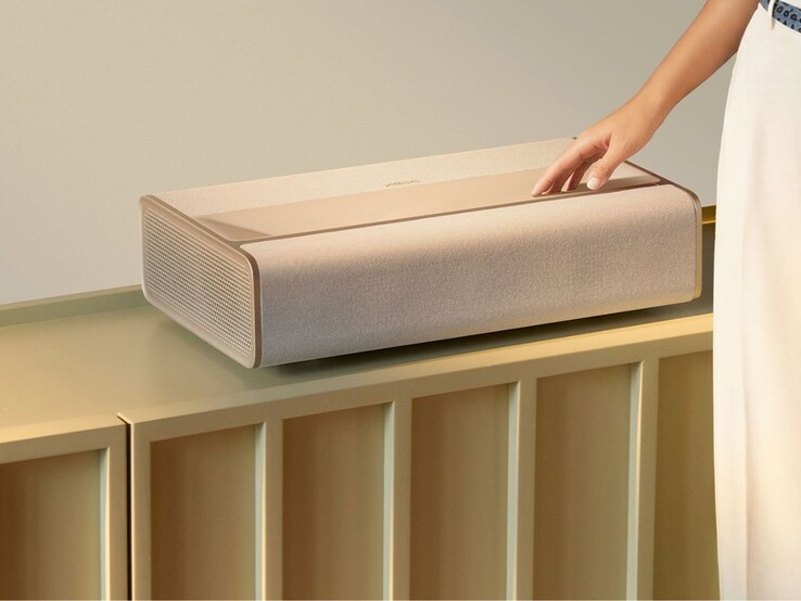 O projetor Xgimi Mira 4K