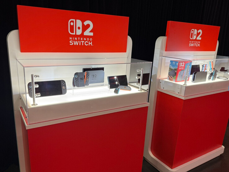 Nintendo Switch 2 em exposição no varejista (Fonte da imagem: conta Nintendeal X)