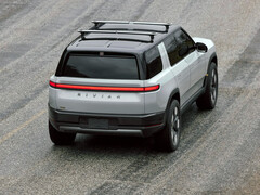 A traseira do Rivian R2.