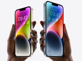 O iPhone 14 está se mostrando mais popular do que o iPhone 14 Plus. (Fonte de imagem: Apple)