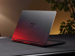 A HP vende o Omen 15 em um acabamento preto iridescente.