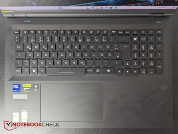 Teclado e touchpad