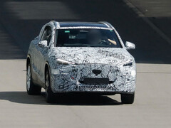 Mercedes GLA: novo SUV compacto na plataforma MMA será elétrico em 2026 e híbrido a partir de 2027. (Fonte da imagem: Autocar)