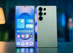 A descoloração da tela em tons de vermelho relatada no Galaxy S26 Ultra é um problema de software e não de hardware.