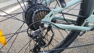 Câmbio Shimano Entry de 7 marchas - Teste da e-bike Touroll B2