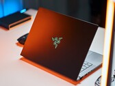 Análise do laptop Razer Blade 14 2024: À prova de futuro com Ryzen AI