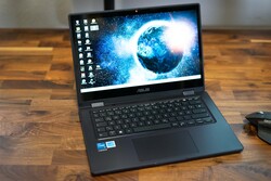 Em análise: Asus BR1402FG. Dispositivo de teste fornecido pela Asus