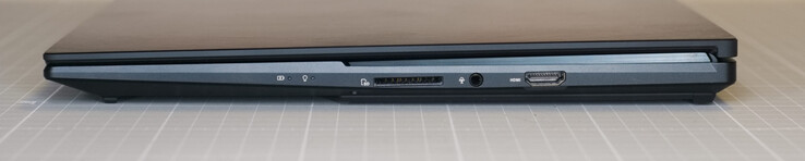 Leitor de cartões SD, tomada para fone de ouvido de 3,5 mm, HDMI 2.1