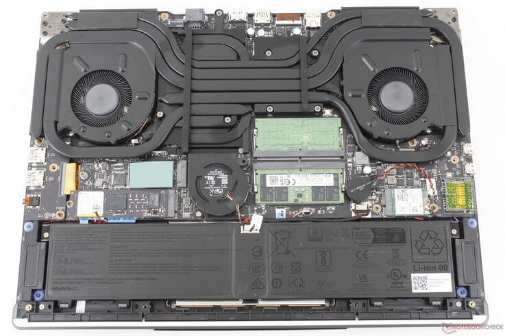 Placa-mãe MSI Raider 16 Max HX