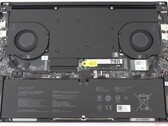 o Blade 16 de 2026 pode parecer idêntico ao modelo de 2025 por dentro e por fora, mas a simples troca de processador resultou em uma série de melhorias