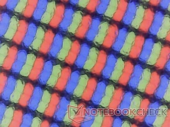 Apenas uma granulação mínima, apesar da sobreposição fosca