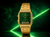 O relógio Casio AQ-230GA-3AMQY apresenta um design em tom dourado